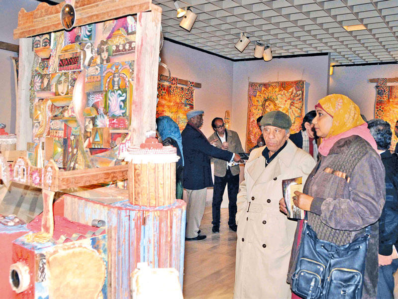 جانب من حضور معرض «هنا عرايس»n