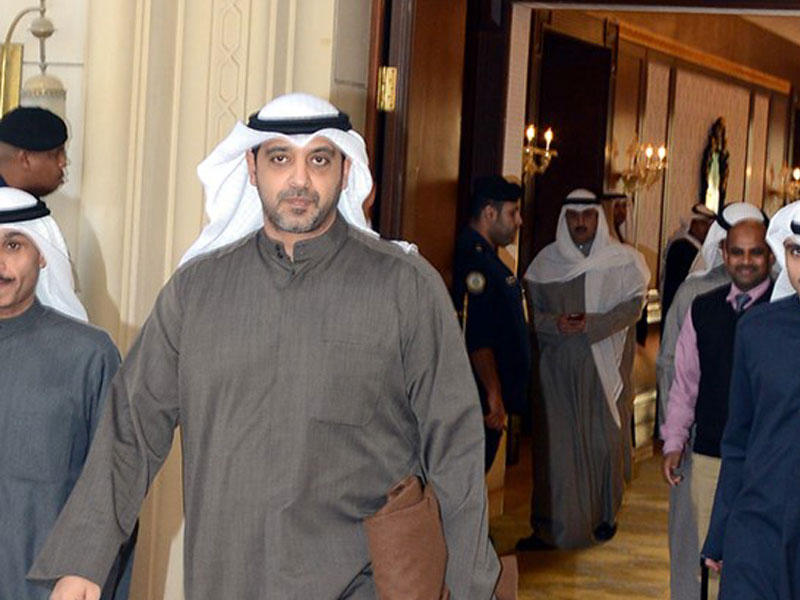 وزير الدولة لشؤون مجلس الوزراء الشيخ محمد العبدالله المبارك الصباح خلال مغادرته الى لبنان