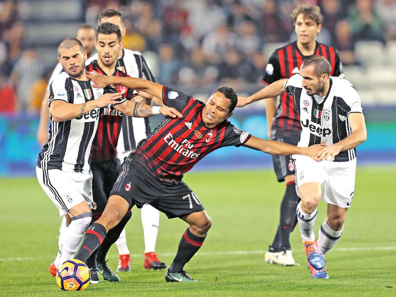 جانب من مواجهة يوفنتوس وميلان في كأس السوبر الإيطالية