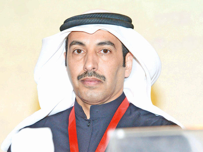  رئيس قسم التاريخ بكلية الآداب في جامعة الكويت د. عبدالله الهاجري