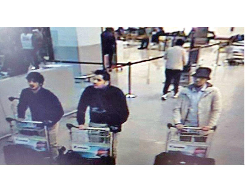 المسلحين الجهاديين الذين هاجموا مطار بروكسل في 22 مارس 2016 