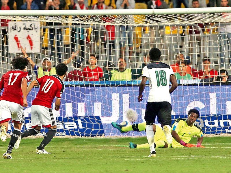هدف محمد صلاح في مرمي غانا 
