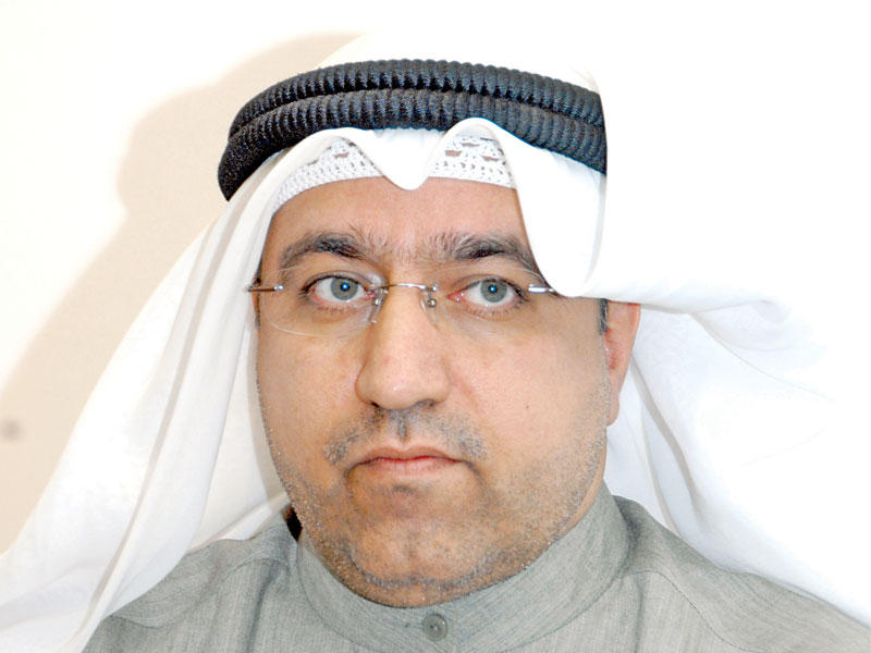 وكيل وزارة الكهرباء والماء المهندس محمد بوشهري