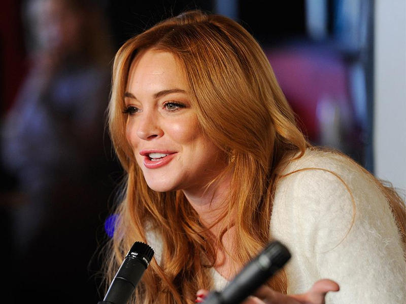  النجمة ليندسي لوهان 