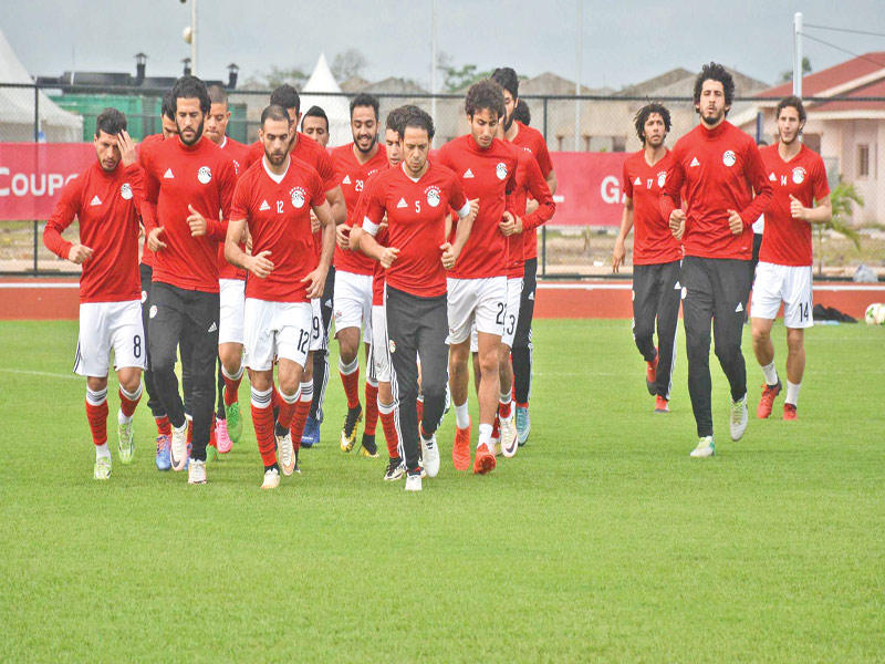 لاعبو المنتخب المصري خلال التدريب