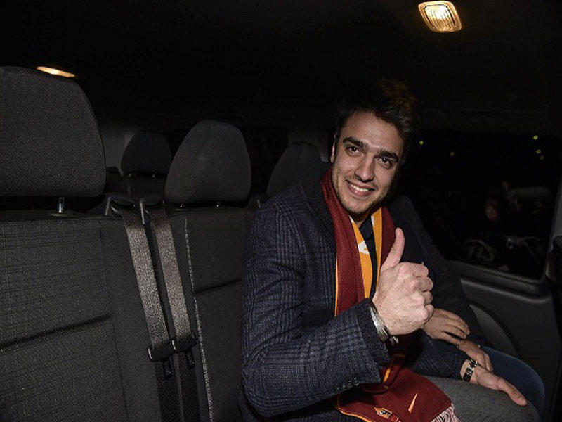  لاعب الوسط الفرنسي كليمون غرينييه