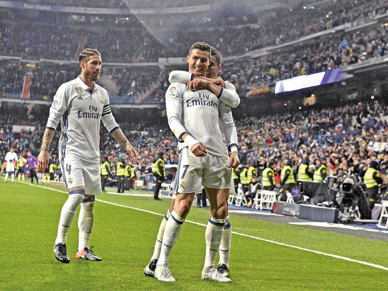 رونالدو نجم الريال يحتفل بهدفه