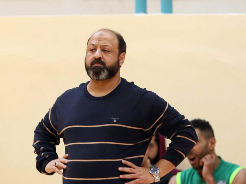 مدرب النادي العربي خالد القلاف