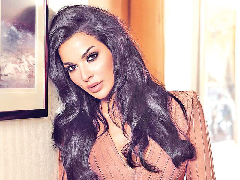 نادين نسيب نجيم 