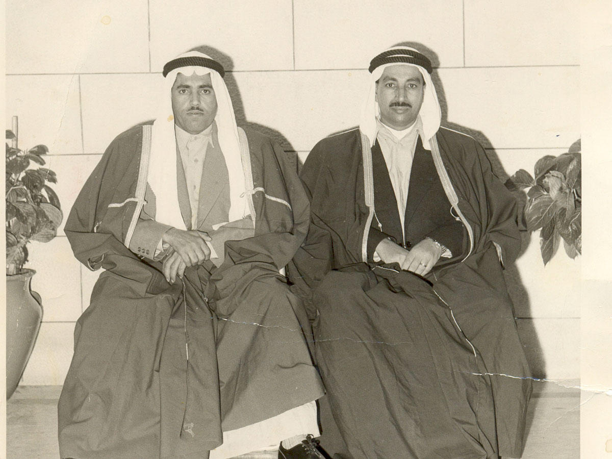 الشيخ جابر عبدالله الجابر وأحمد الموسى السيف في 25-10-1958