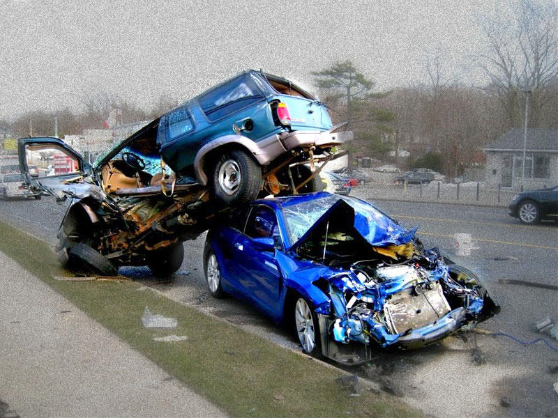 حوادث تصادم سيارات يقتل 203 فيتناميين