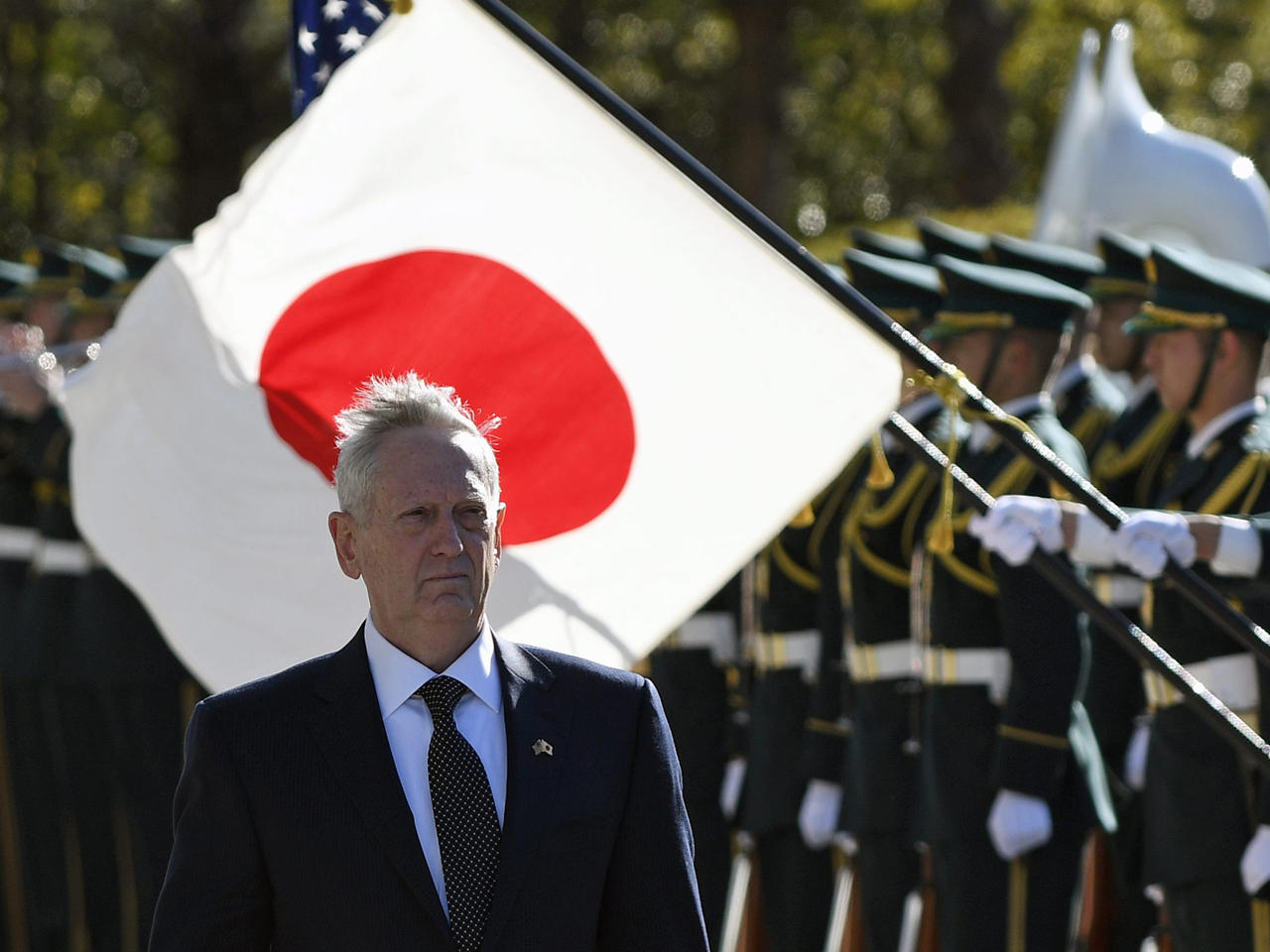 وزير الدفاع الأميركي جيمس ماتيس في اليابان