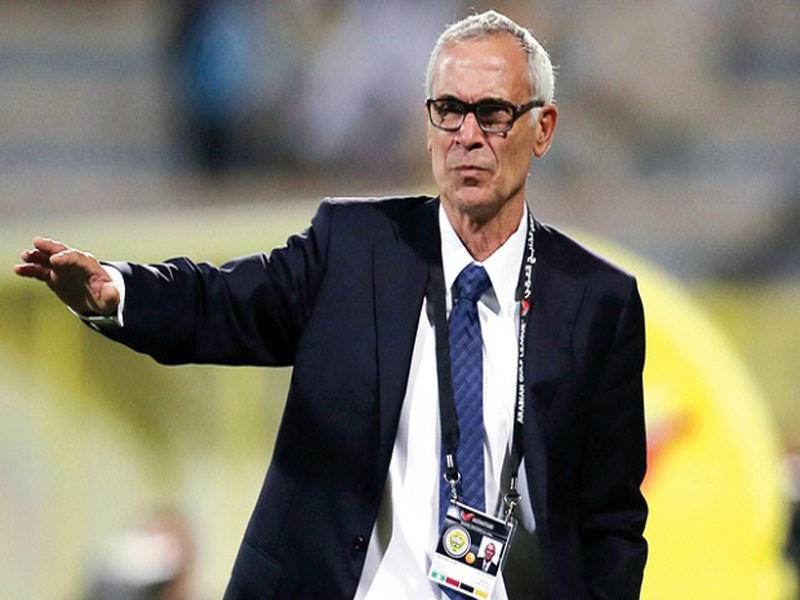 المدرب الأرجنتيني هكتور كوبر