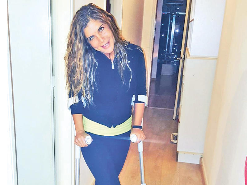 الفنانة ألين لحود 