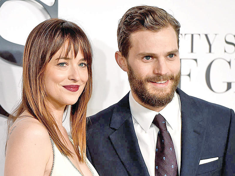 جيمي دورنان وداكوتا جونسون 