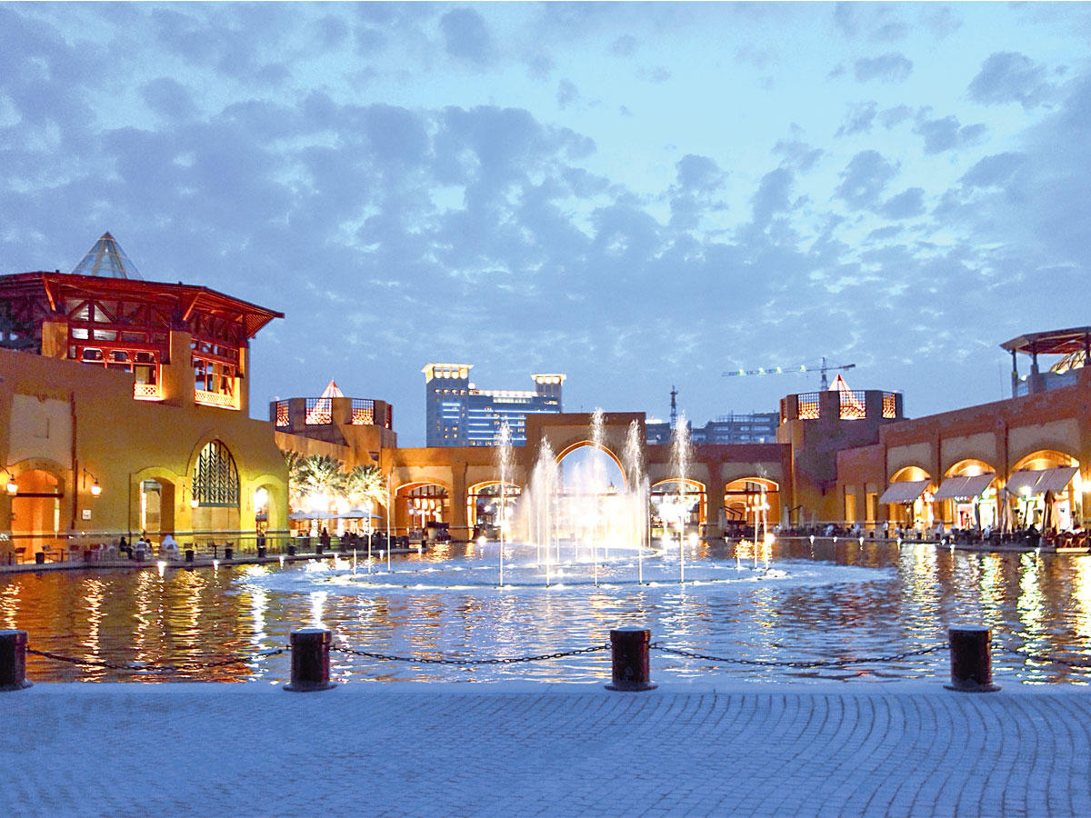 السوق المحلي و فرص استثمارية 