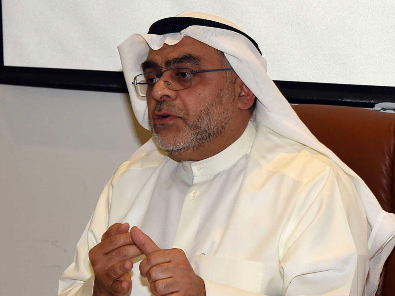 مدير إدارة متابعة الخريجين وسوق العمل في الهيئــــة العامـــة للتعــلــيــــم التطبــيقي والتدريـــــــب د. طلال المسعد،