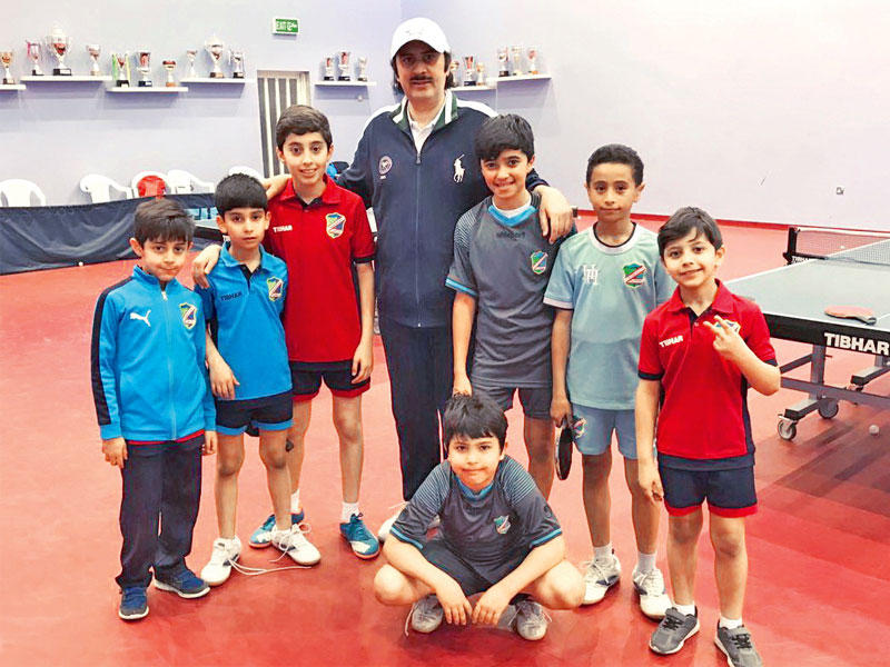 الغريب مع فريق أشبال النادي