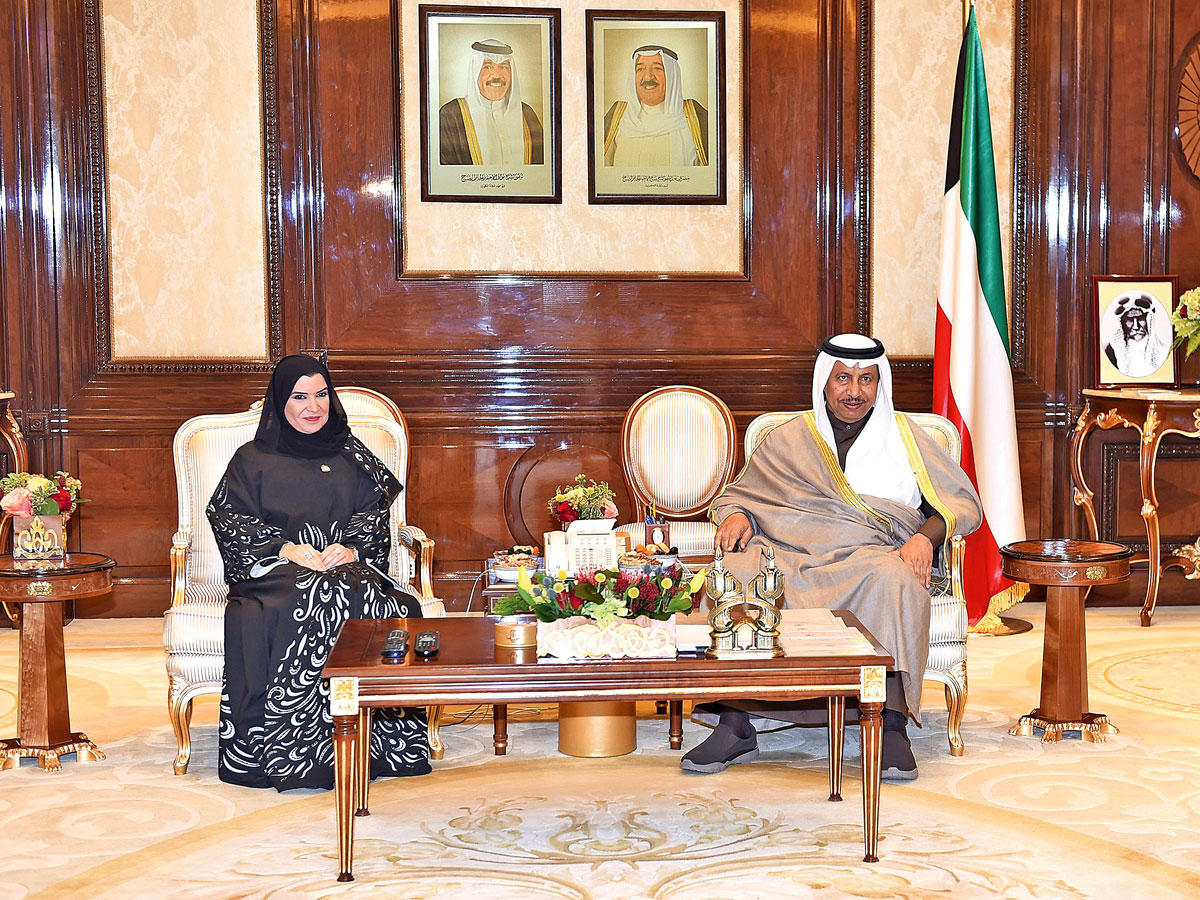 المبارك مستقبلا رئيسة المجلس الوطني الاتحادي بالإماراتn