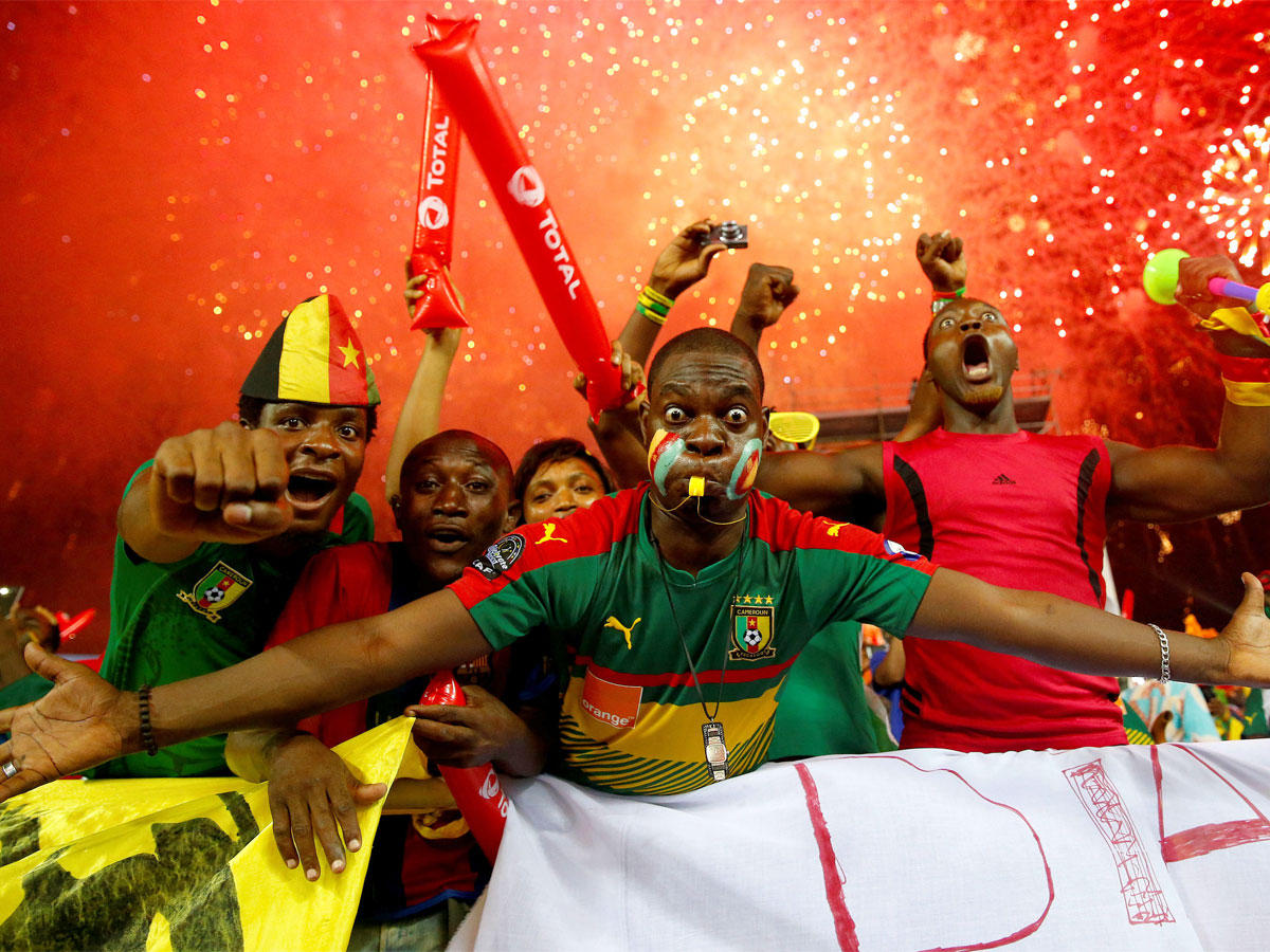 جماهير الكاميرون (رويترز)