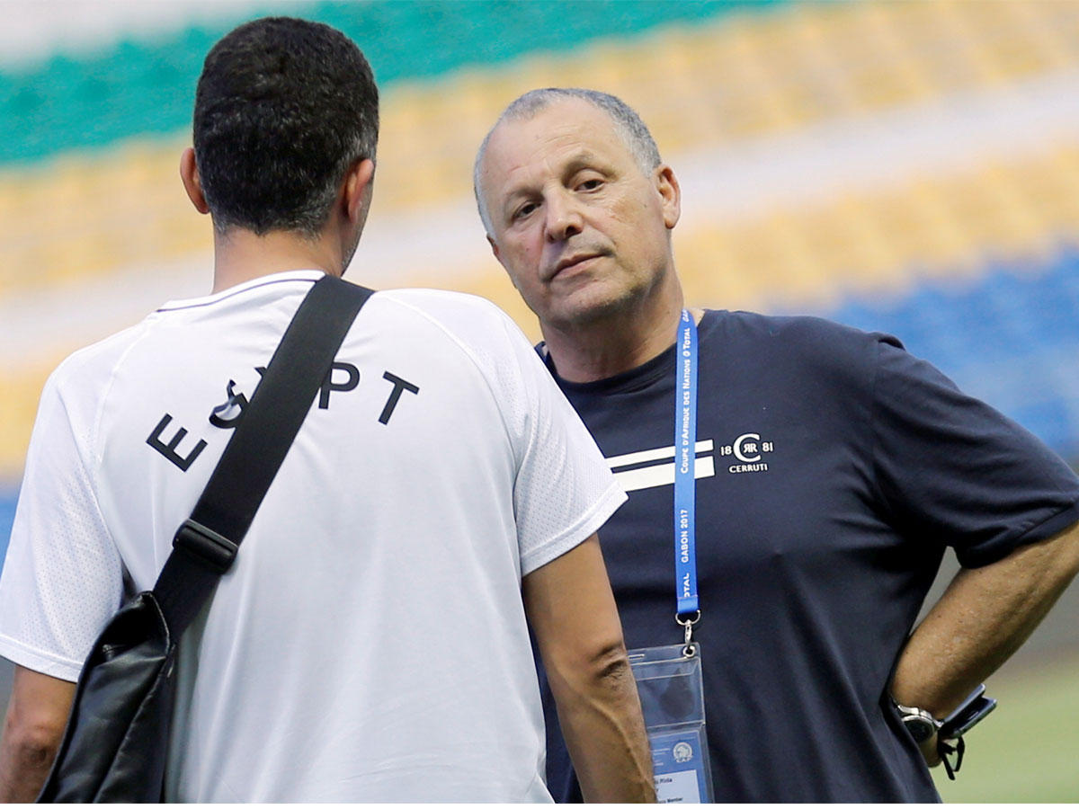 رئيس اتحاد الكرة المصري هاني أبوريدة