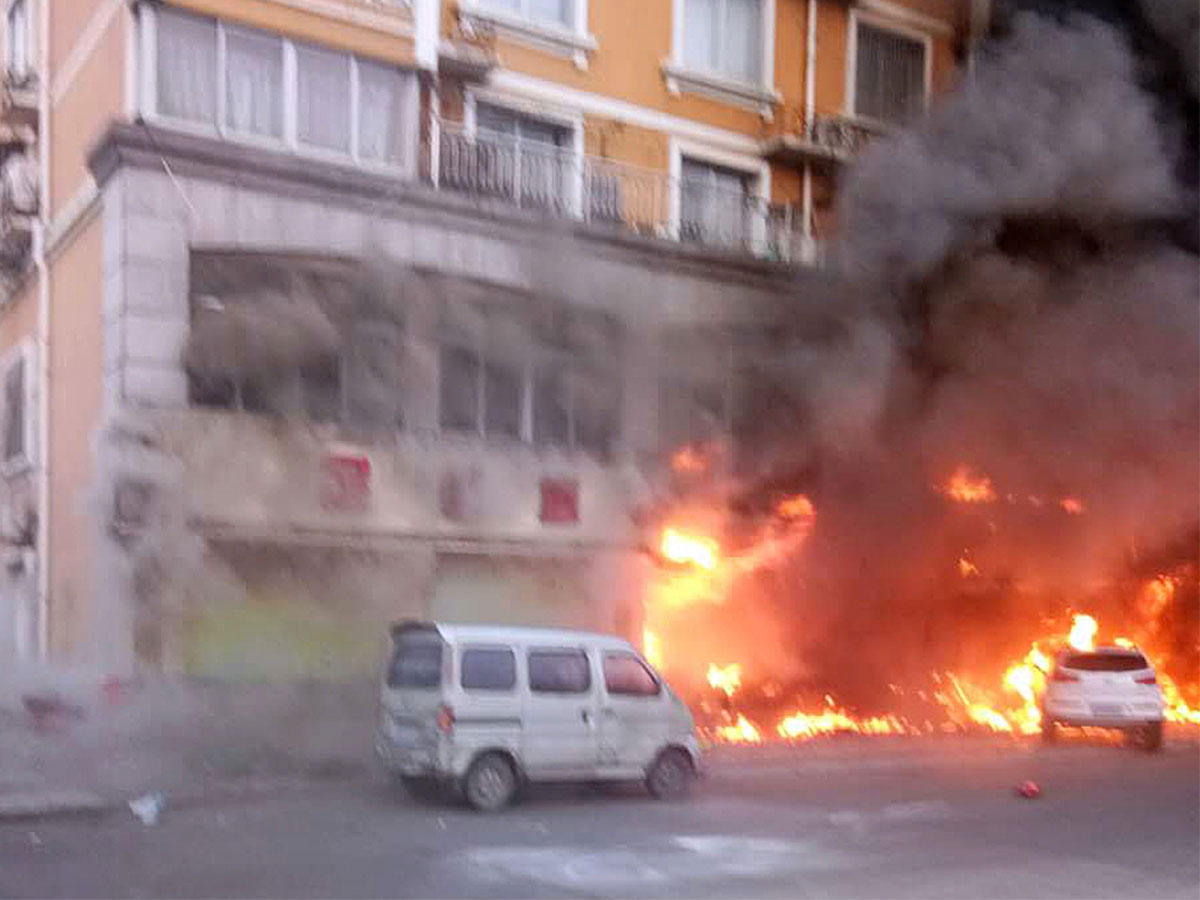  حريق  بمركز للتدليك شرق الصين