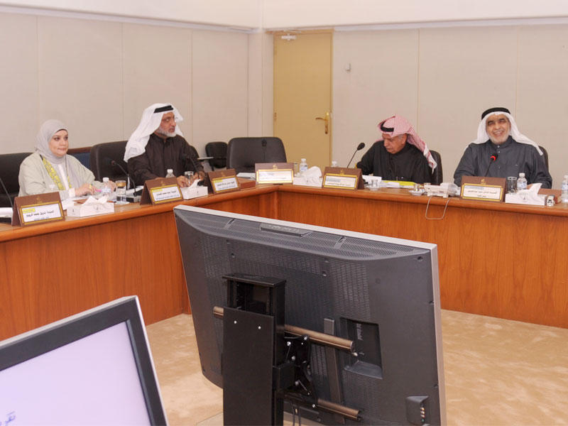  لجنة الميزانيات والحساب 