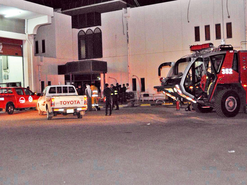 آليات الإطفاء بعد إخماد الحريق