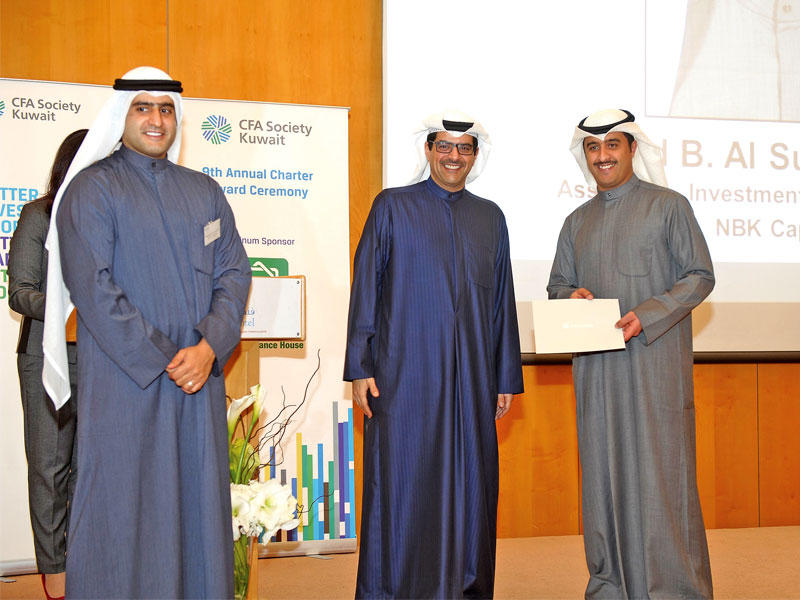 جانب من تكريم الخريجين