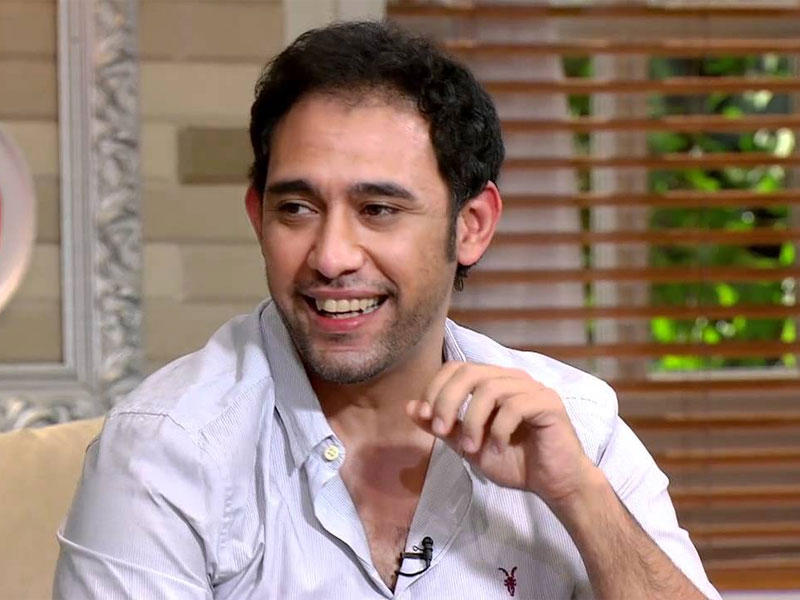 الفنان عمرو مصطفى