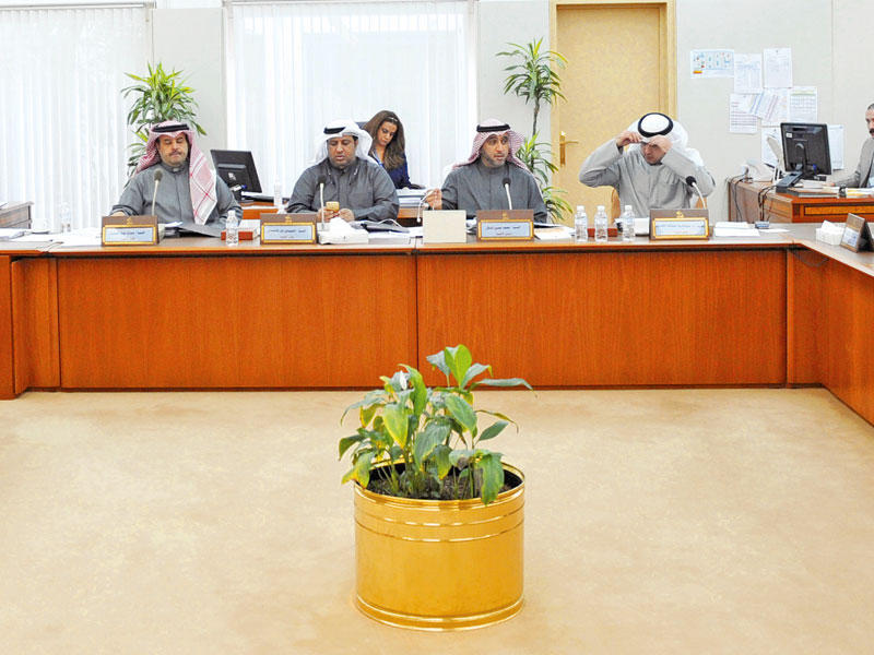 اللجنة التشريعية في اجتماع سابق