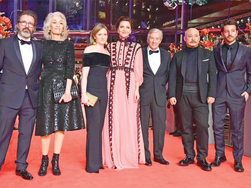 أعضاء لجنة التحكيم