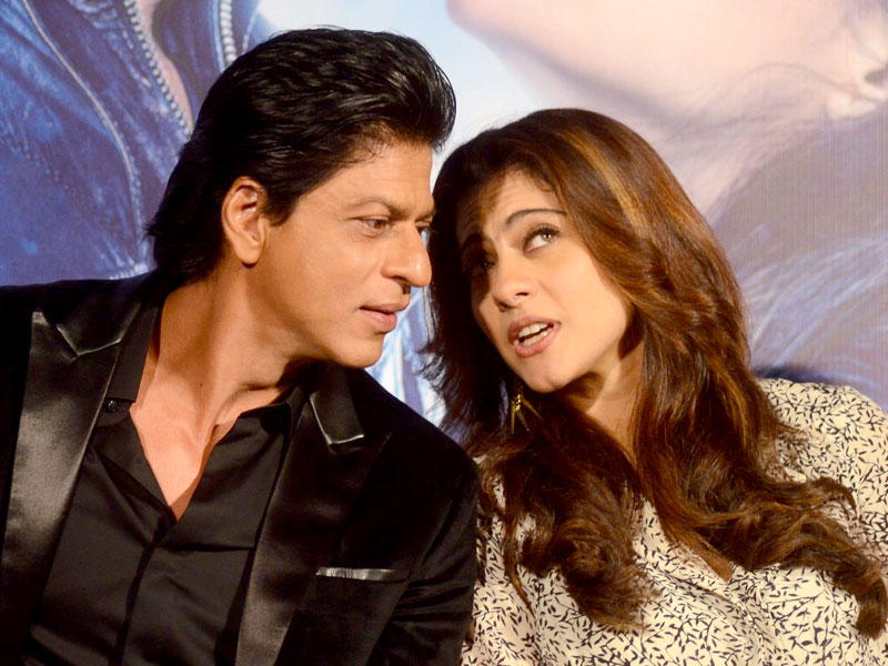 النجم الهندي شاروخان و الممثلة كاجول