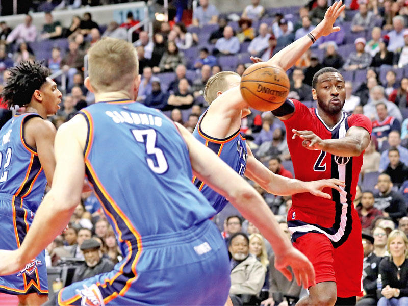 جانب من مواجهة أوكلاهوما وويزاردز