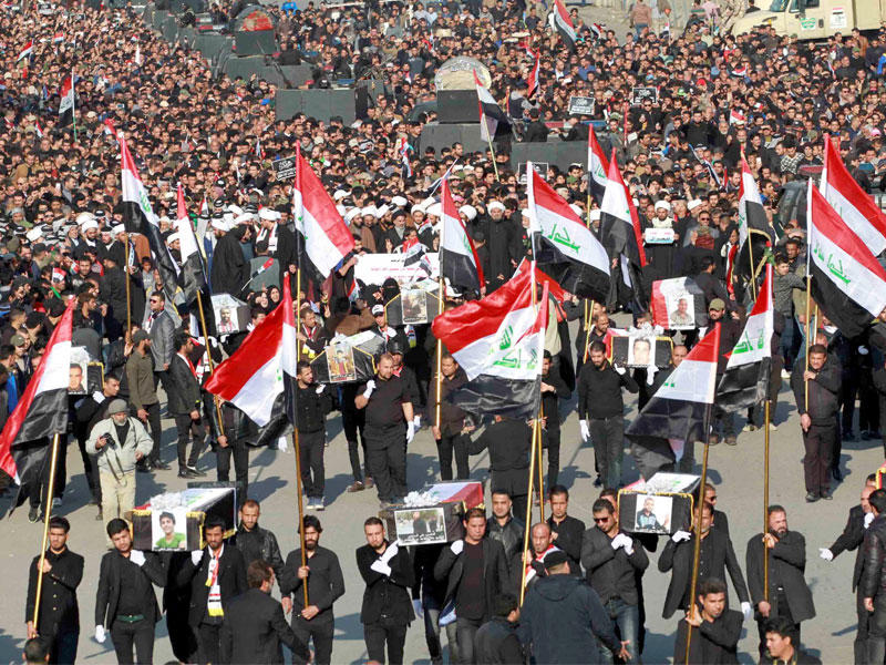  مراسم التشييع الرمزي للضحايا الذين سقطوا في تظاهرة السبت الماضي 