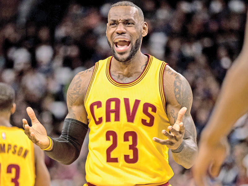 ليبرون جيمس نجم كليفلاند