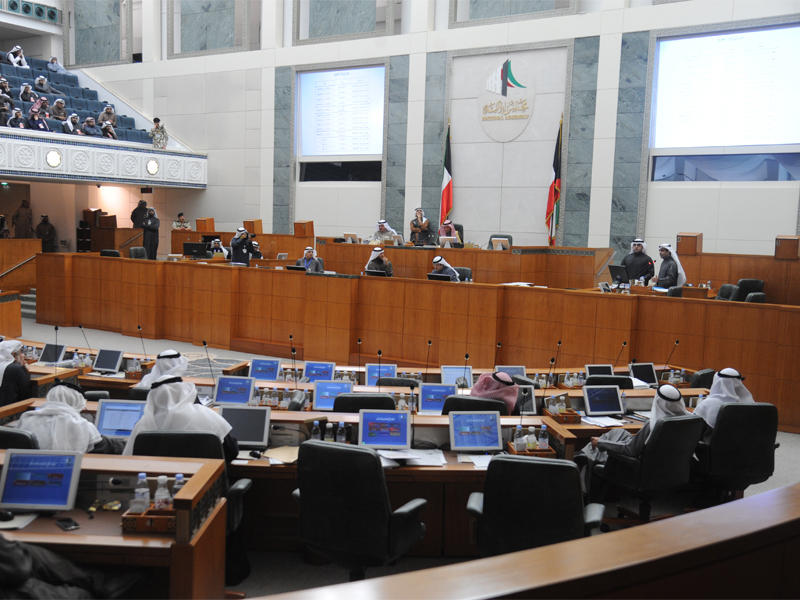 المجلس خلال مناقشة الإيداعات المليونيةt(تصوير عبدالله الخلف)