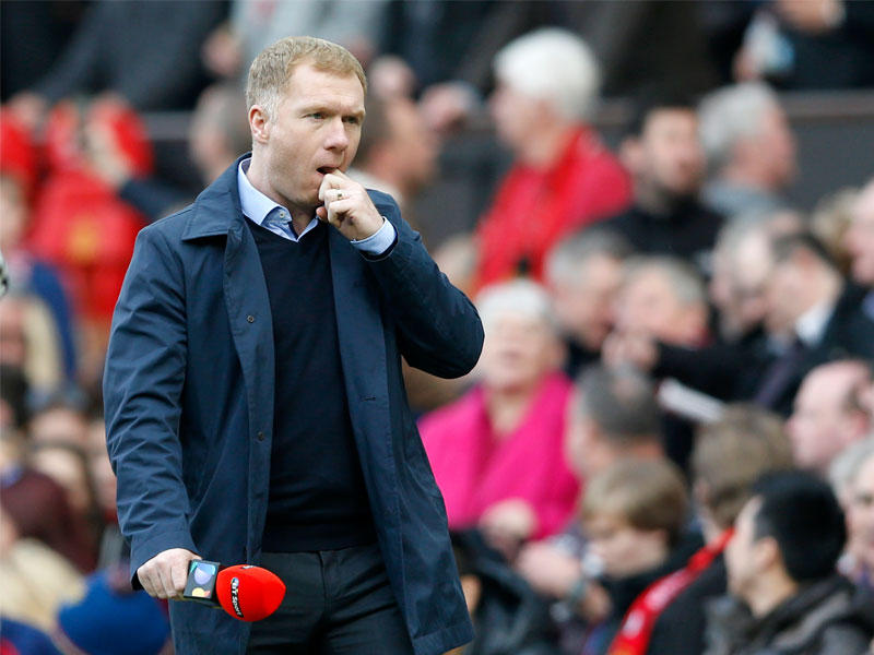 بول سكولز لاعب وسط مانشستر يونايتد الإنكليزي سابقا