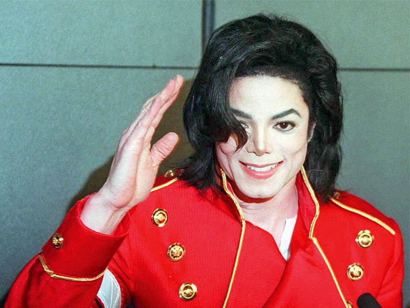 ملك البوب الراحل مايكل جاكسون