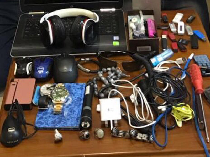 جانب من المضبوطات مع المتهمين