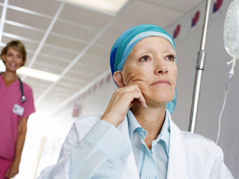 نساء يخضعن لعلاج كيماوي لسرطان الثدي
