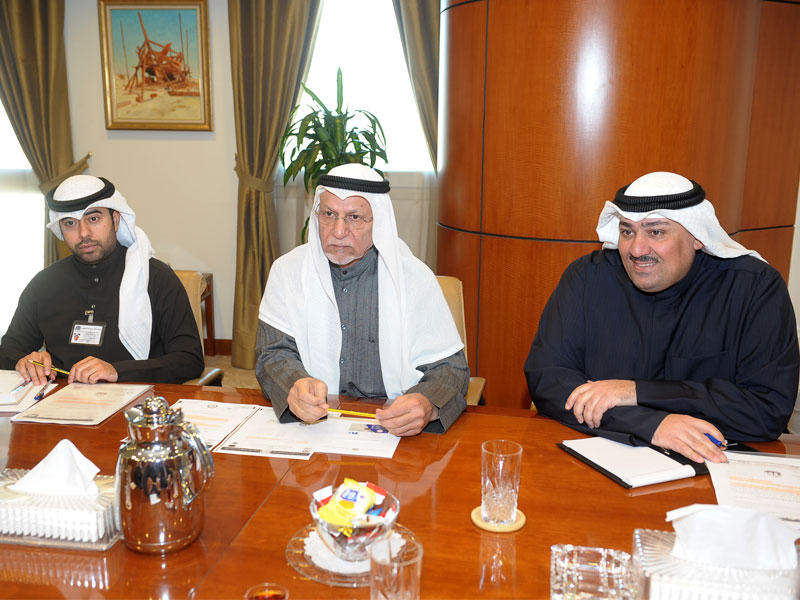 الوزان خلال استقباله وفد نادي السيارات