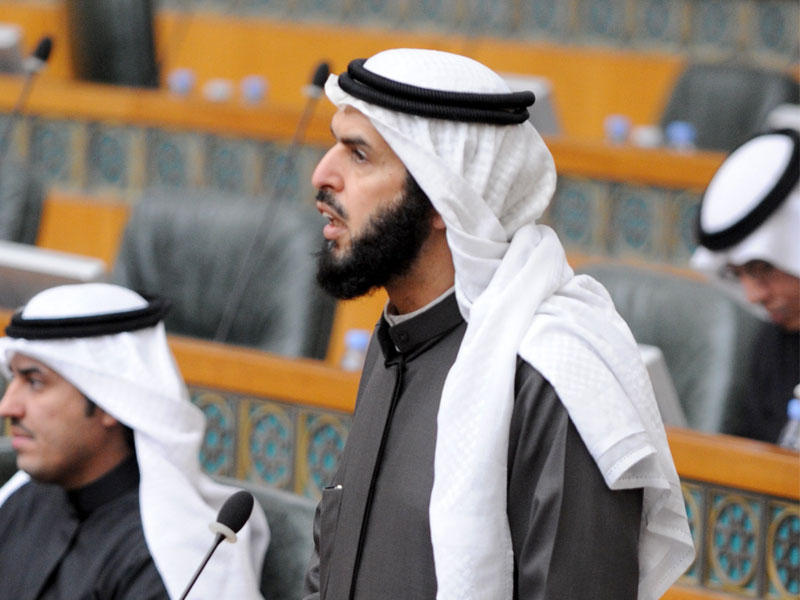 النائب عادل الدمخي