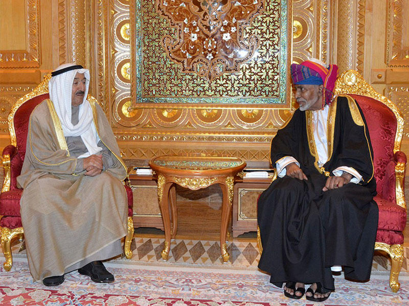 سمو أمير البلاد الشيخ صباح الأحمد مع السلطان قابوس