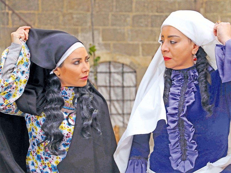 شكران مرتجى وسلافة معمار في «وردة شامية»n