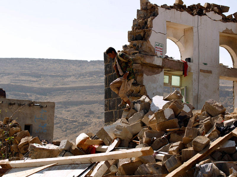 ًورة لأعمال التخريب التي قام بها الحوثيون