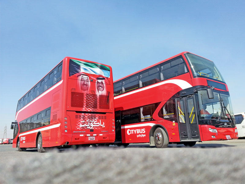 جانب من الحافلات الجديدة 