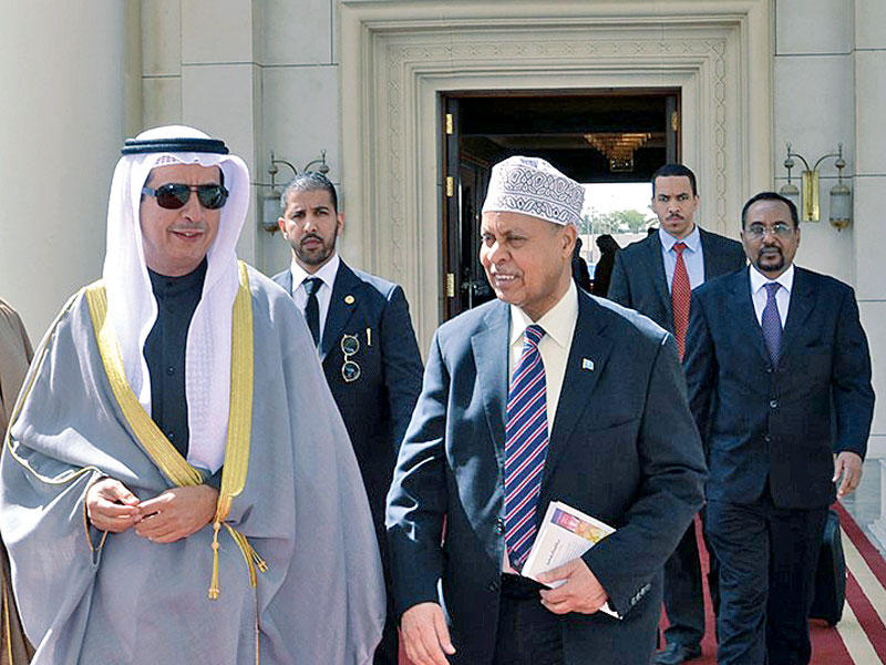 ممثل صاحب السمو أثناء مغادرته