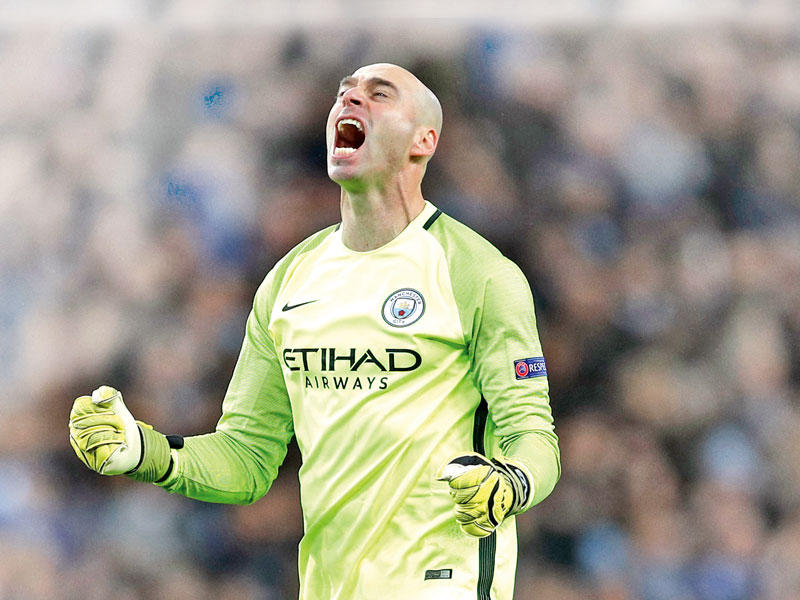 حارس مرمى مانشستر سيتي ويلي كاباييرو