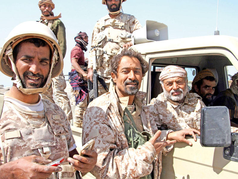 اليافي داخل الية عسكرية في صورة تعود إلى التاسع من الجاري t(أ ف ب) 